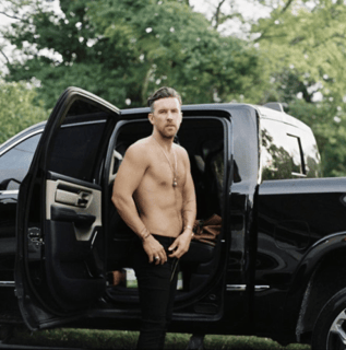 Picture of T.J. Osborne