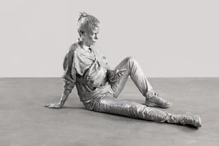 Picture of Lili Reynaud-Dewar