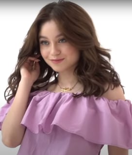 Picture of Karol Sevilla