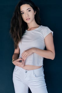Picture of Reina Hardesty