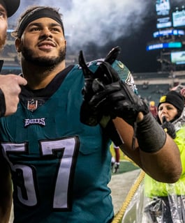 Picture of T. J. Edwards