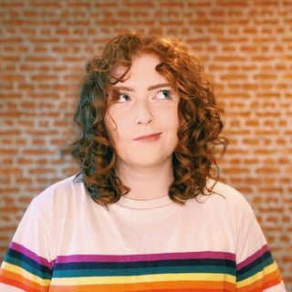 Picture of Alice Oseman