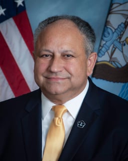 Picture of Carlos Del Toro