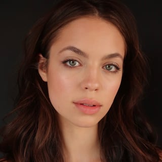 Picture of Claudia Sulewski