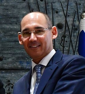 Picture of Amir Yaron