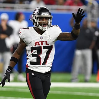 Picture of Dee Alford