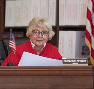 Picture of Suzanne Weber