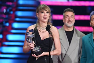Picture of MTV Video Music Award for Artist of the Year