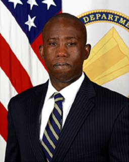 Picture of Earl G. Matthews