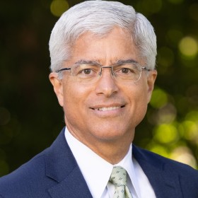 Picture of Pedro J. Pizarro