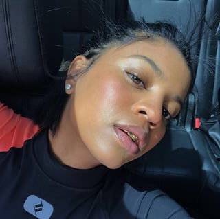 Picture of Renell Medrano