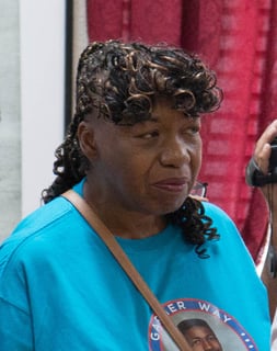 Picture of Gwen Carr