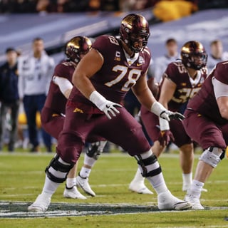 Picture of Daniel Faalele