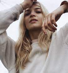 Picture of Grace Jabbari