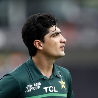 Picture of Naseem Shah