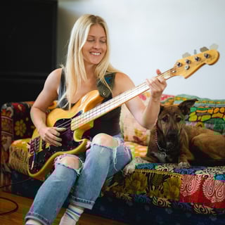 Picture of Nicole Row