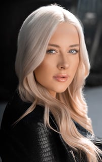 Picture of Brooke Schofield