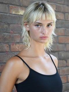 Picture of Mia Regan