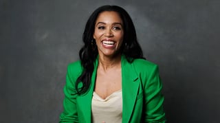 Picture of Sarah Bond