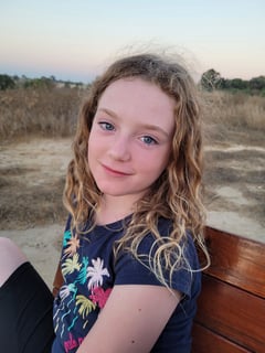 Picture of Emily Hand