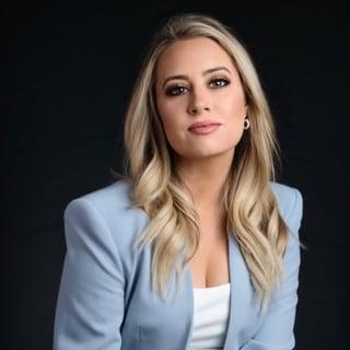 Picture of Jacqui Heinrich