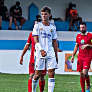 Picture of Nico Paz