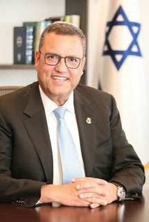 Picture of Moshe Lion