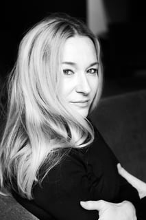 Picture of Julie de Libran