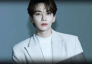 Picture of Yoon Jeonghan