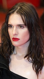 Picture of Hari Nef