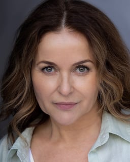Picture of Julia Sawalha