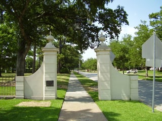 Picture of River Oaks