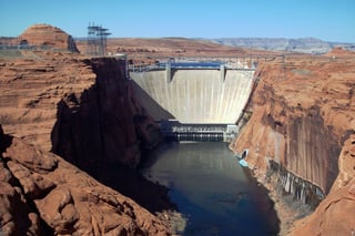 Picture of Glen Canyon Dam