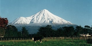 Picture of Mount Taranaki