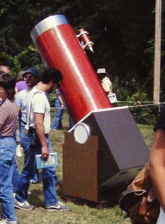 Picture of Dobsonian telescope