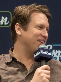 Picture of Pete Holmes