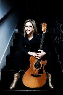 Picture of Lisa Loeb