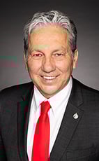 Picture of Dan Vandal