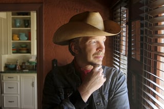 Picture of Dave Alvin