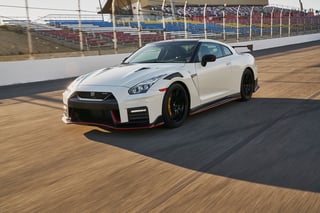 Picture of Nissan GT-R