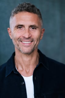 Picture of Christopher Simon