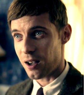 Picture of Luke Treadaway