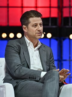 Picture of Ben McKenzie