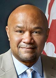 Picture of Dereck E. Davis