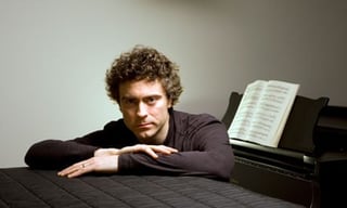 Picture of Paul Lewis