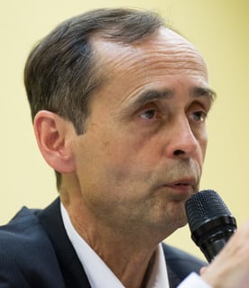 Picture of Robert Ménard