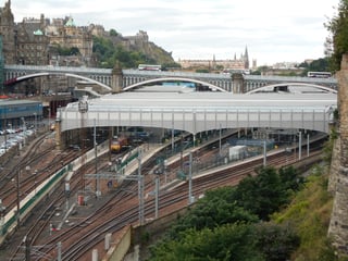 Picture of Edinburgh Waverley railway station
