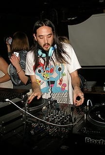Picture of Steve Aoki