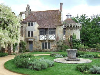 Picture of Scotney Castle