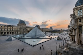 Picture of Louvre Museum